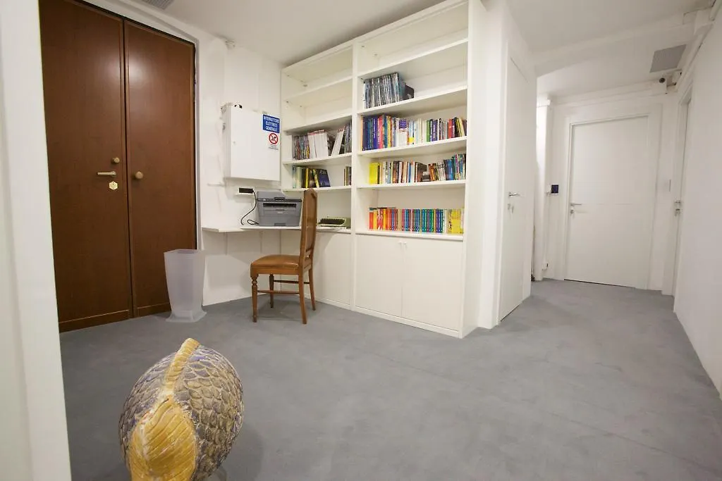 Guest house Sleepingenoa Hotel Italy